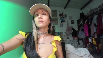 Cristal_luna live cam on Cam4