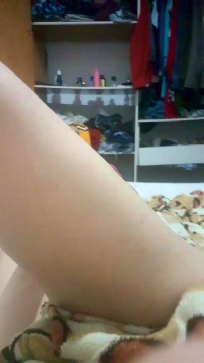 Cristalhotgirll live cam on Cam4