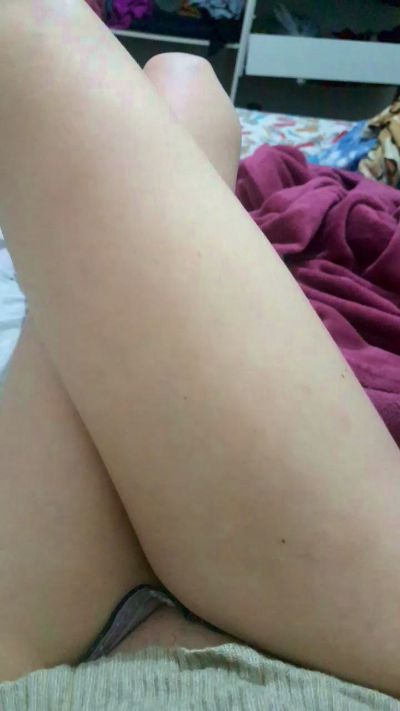 Cristalhotgirll live cam on Cam4