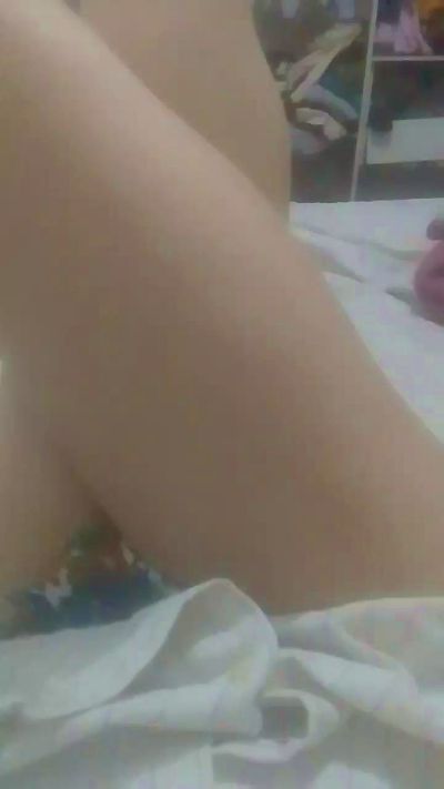 Cristalhotgirll live cam on Cam4