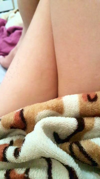 Cristalhotgirll live cam on Cam4