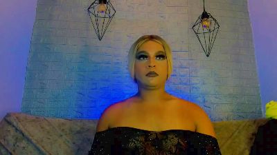 CristallGill_ live cam on Cam4