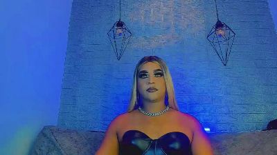 CristallGill_ live cam on Cam4