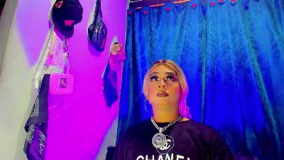 CristallGill_ live cam on Cam4