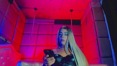 CristallGill_ live cam on Cam4