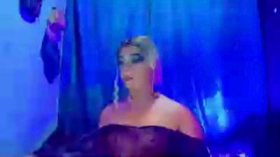 CristallGill_ live cam on Cam4