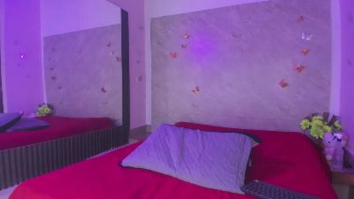 Cristalquintero live cam on Cam4