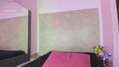 Cristalquintero live cam on Cam4