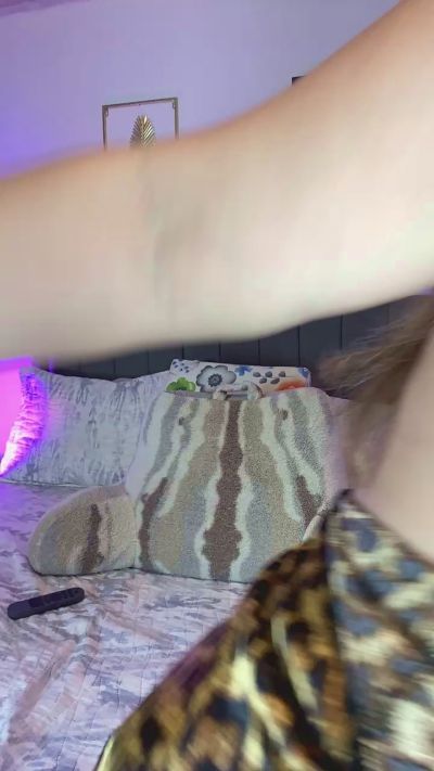 Cristalraymilf live cam on Cam4
