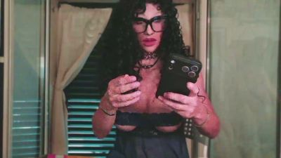 Cristiana88 live cam on Cam4