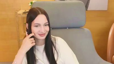 CristinMeasheaw live cam on Cam4
