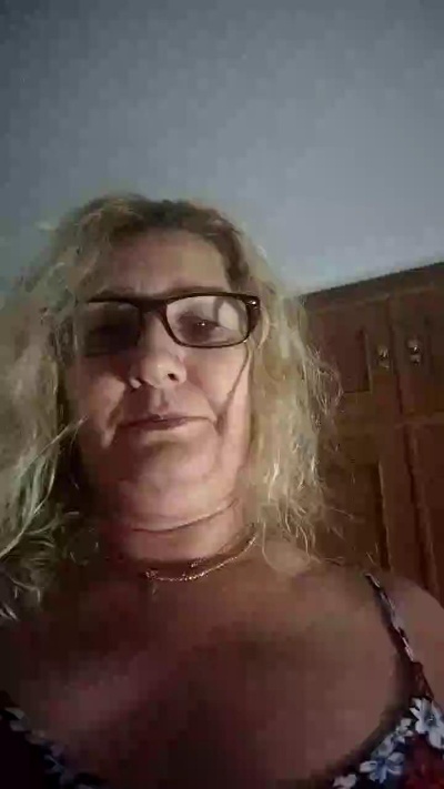 CristinaSexy077 live cam on Cam4