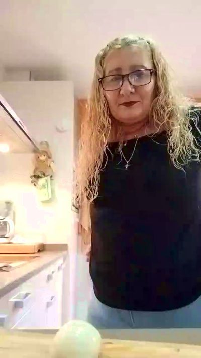 CristinaSexy077 live cam on Cam4
