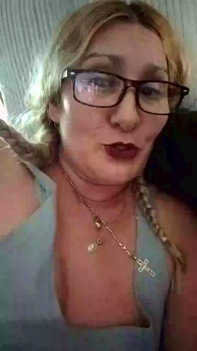 CristinaSexy077 live cam on Cam4