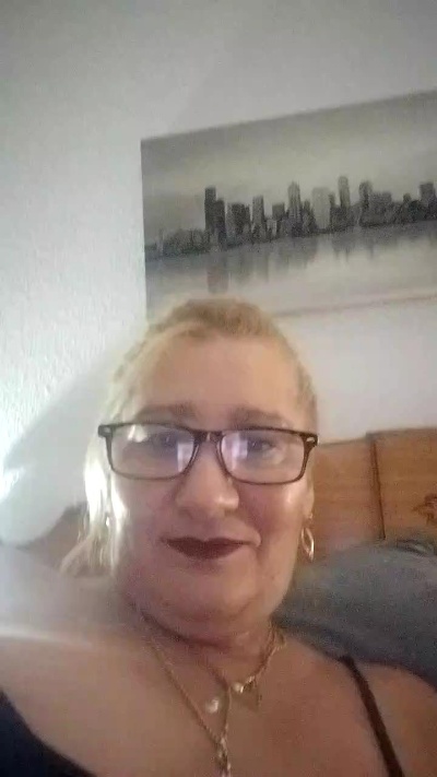 CristinaSexy077 live cam on Cam4