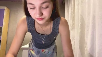 CristineNettik live cam on Cam4