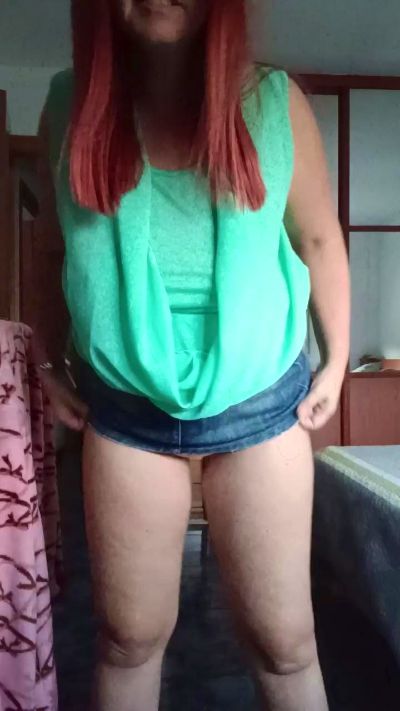 Cristinitapija live cam on Cam4