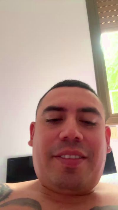 Crisycris live cam on Cam4