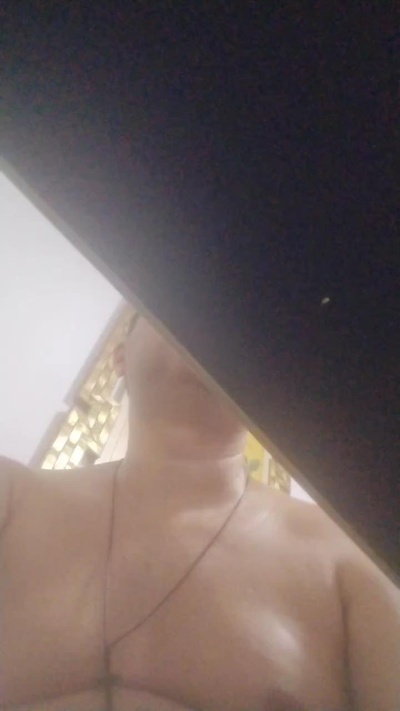 Crocante_Hot live cam on Cam4
