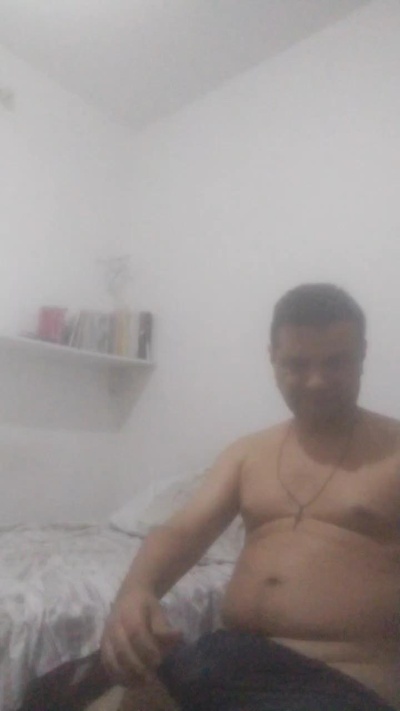 Crocante_Hot live cam on Cam4