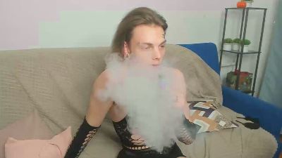 Crow_Lantern live cam on Cam4