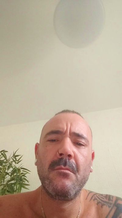 Crucdz live cam on Cam4