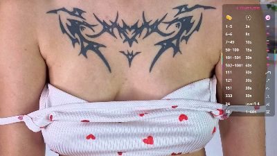 Cruela_Bena live cam on Cam4