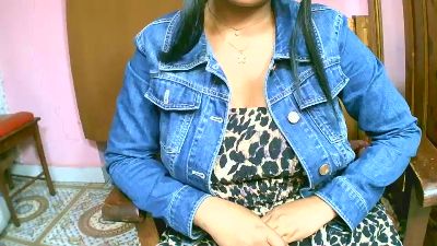 Crushgirl live cam on Cam4