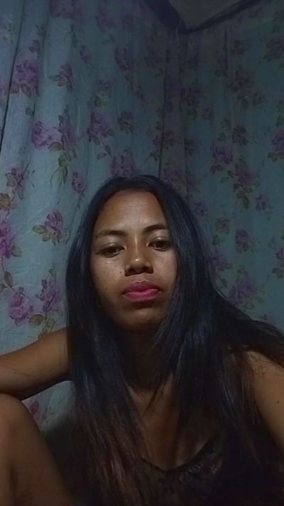 Crysnah live cam on Cam4