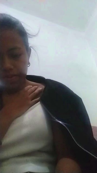 Crysnah live cam on Cam4