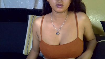 Crystal_bella live cam on Cam4