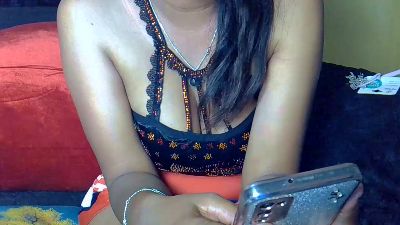 Crystal_bella live cam on Cam4