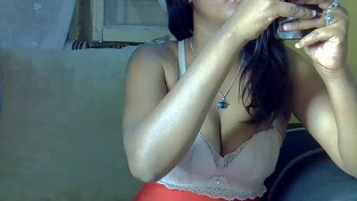 Crystal_bella live cam on Cam4