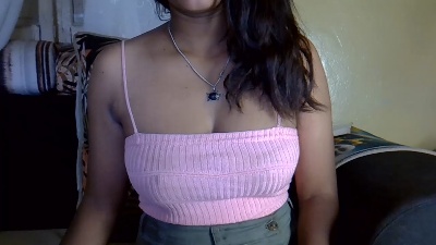 Crystal_bella live cam on Cam4
