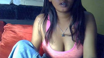 Crystal_bella live cam on Cam4