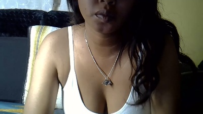 Crystal_bella live cam on Cam4