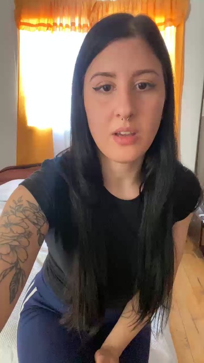 Crystaliabby live cam on Cam4