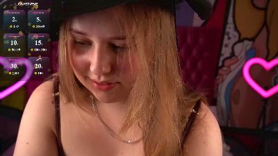 CrystallPawss live cam on Cam4