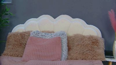 CrystallRed live cam on Cam4