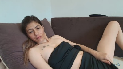 Crystynalove live cam on Cam4