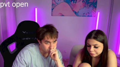CtrlMeBaby live cam on Cam4
