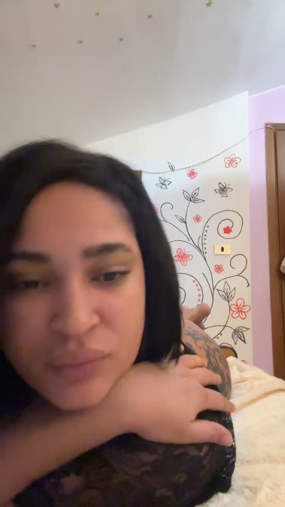 Cubanita98 live cam on Cam4