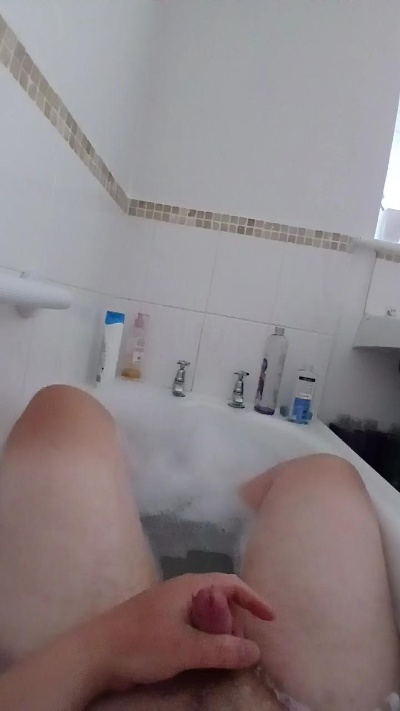 Cubshots live cam on Cam4