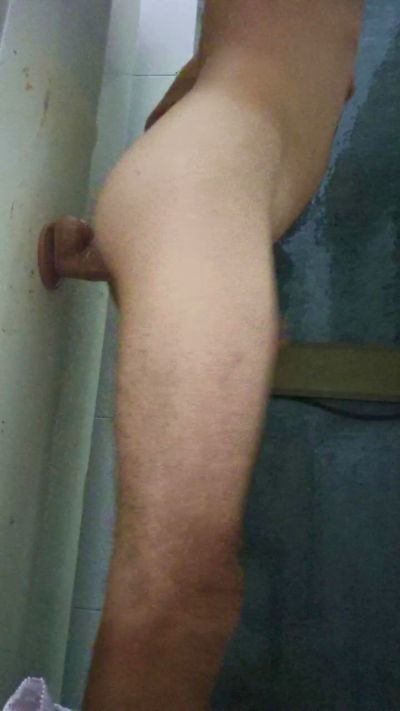 Cuguloso40 live cam on Cam4