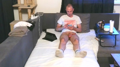Cum2CamBoys live cam on Cam4