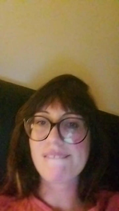 Cumandgo69 live female webcam from France