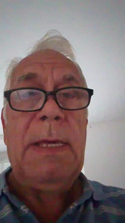 Cummer51 live cam on Cam4