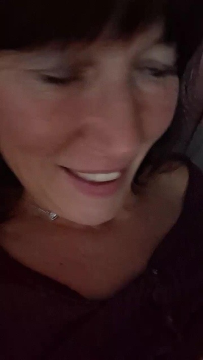 Cumonme17 live cam on Cam4