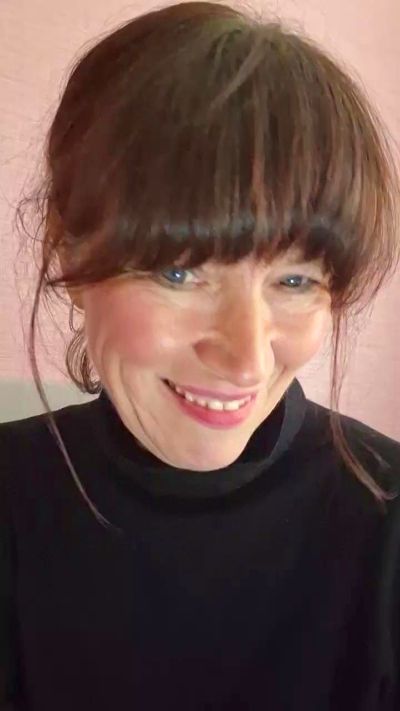 Cumonme17 live cam on Cam4