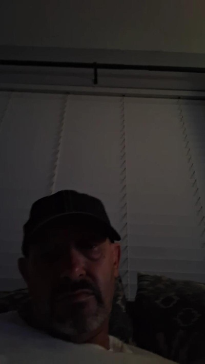 Cumonmyass live cam on Cam4